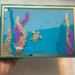 Tarte Hightide glitter and eyeshadow pallete